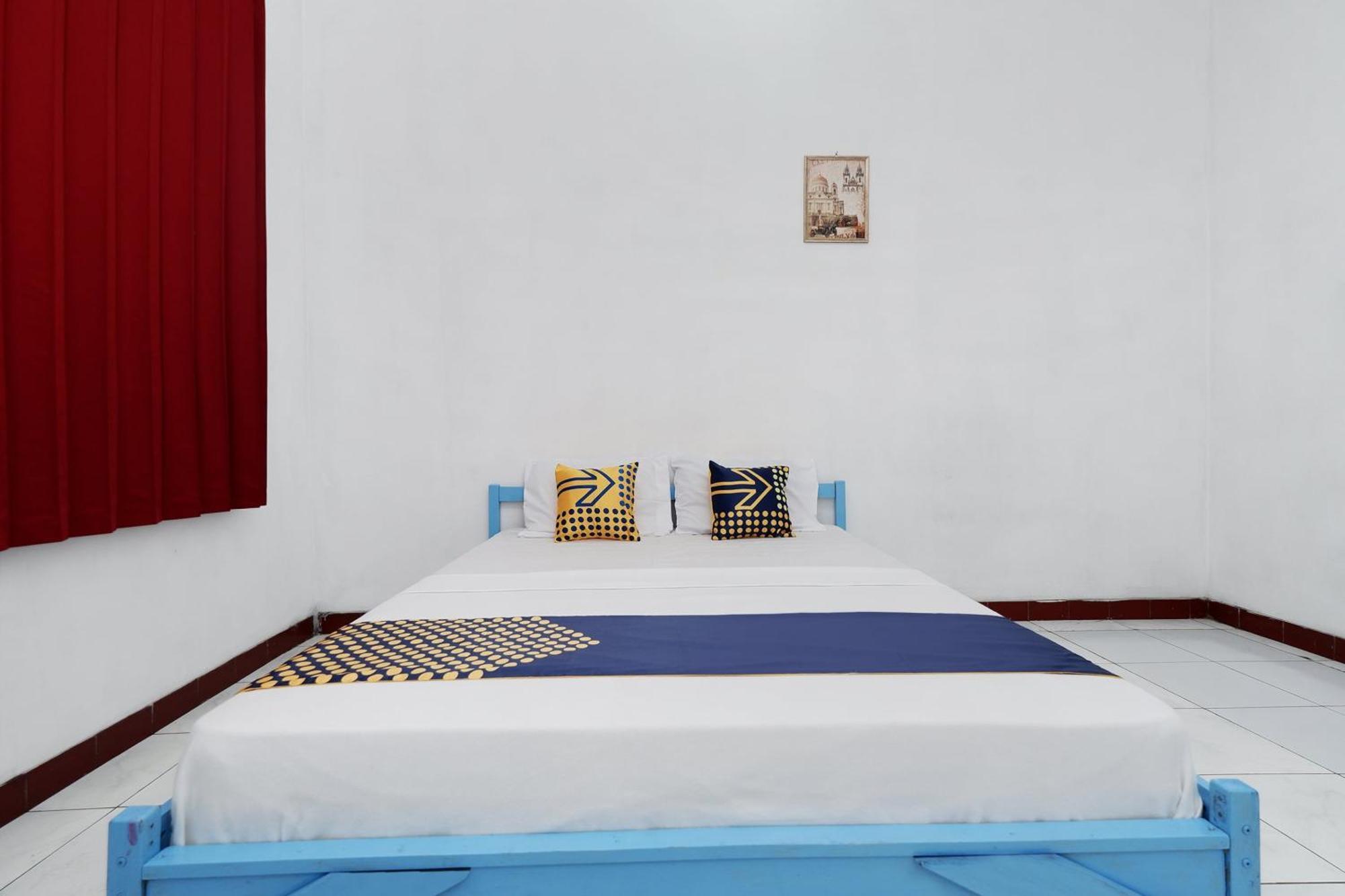Spot On 2289 Hotel Saudara Tegal  Luaran gambar